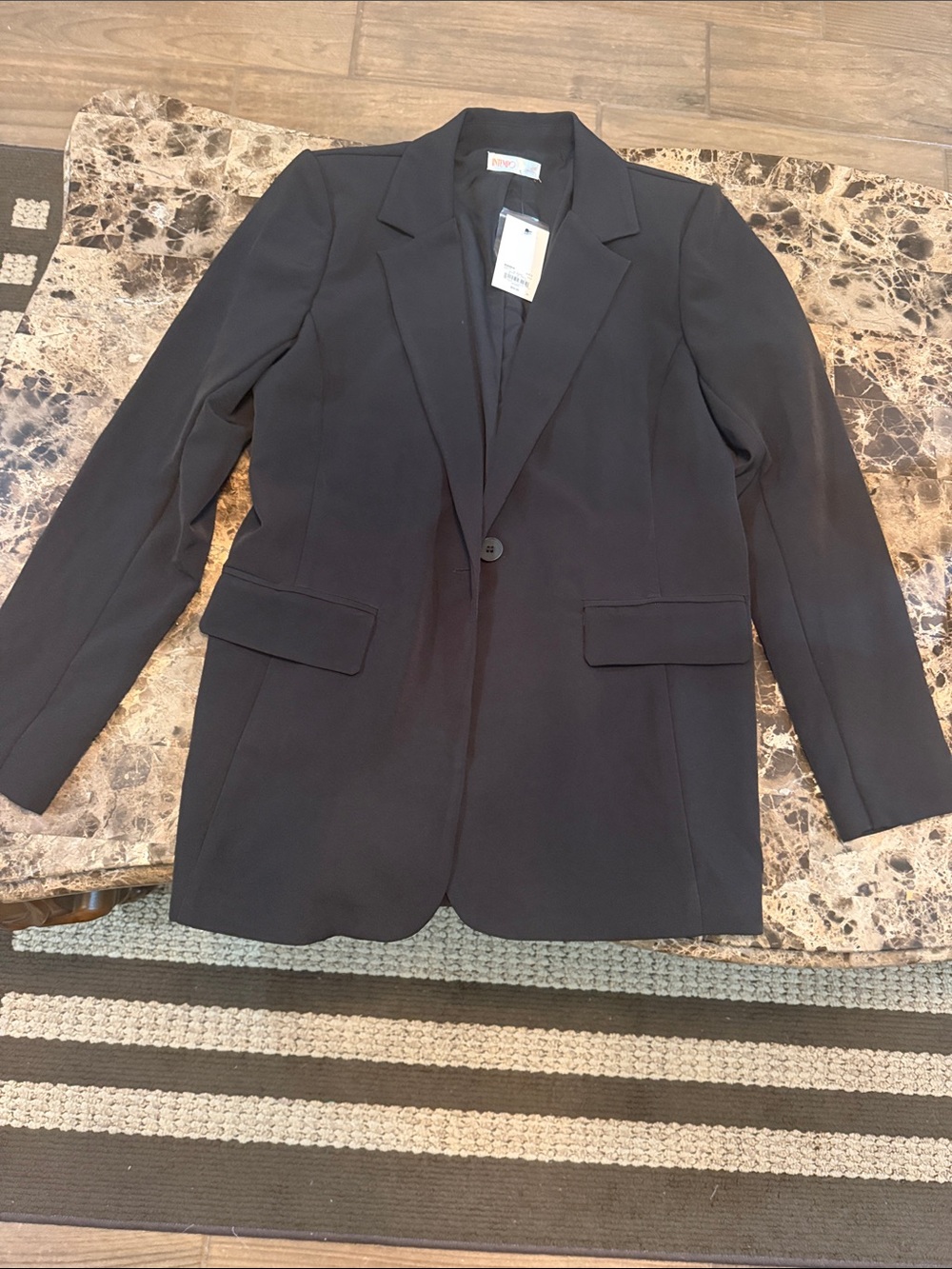 Women’s Black Single-Button Blazer Jacket